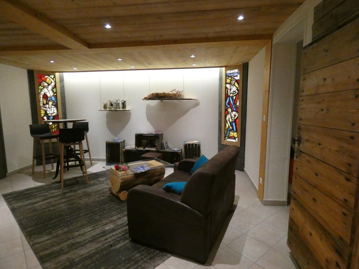 Thônes Hotel Du Midi מראה חיצוני תמונה