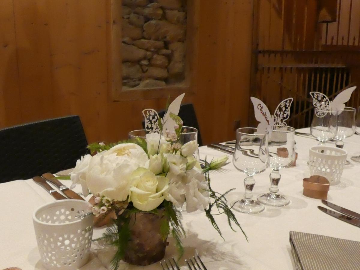 Thônes Hotel Du Midi מראה חיצוני תמונה