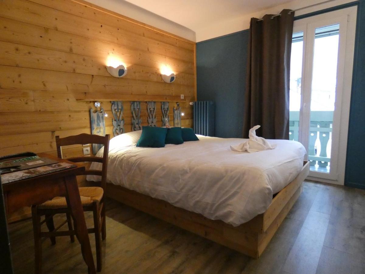 Thônes Hotel Du Midi מראה חיצוני תמונה